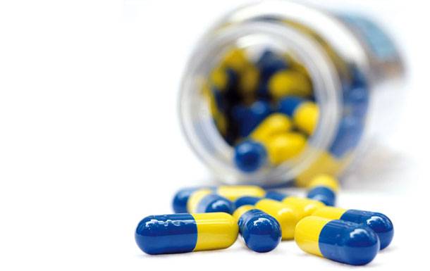 ΠΕΦ: Το υπουργείο εξοντώνει την εγχώρια παραγωγή φαρμάκων