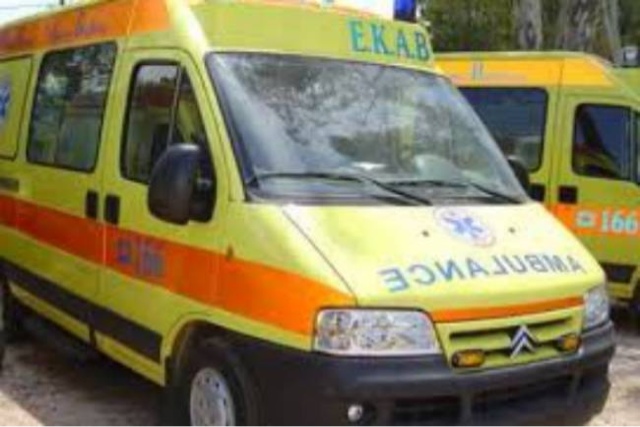 Καταγγελίες από ΣΥΡΙΖΑ/ΕΚΑΒ: Ταρίφες έως 90 ευρώ και ιδιωτικά ασθενοφόρα στα δημόσια νοσοκομεία!