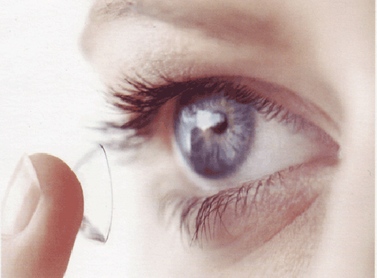 Τα μάτια σας… 14 με τους φακούς επαφής