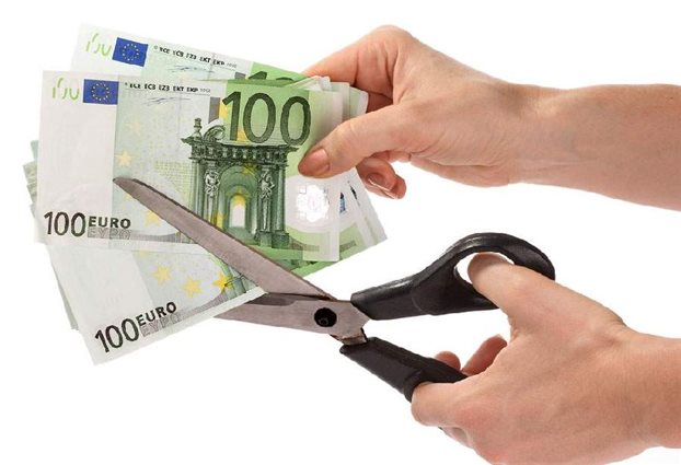 ΣΦΕΕ: Δεν πρέπει να μειωθούν οι φαρμακευτικές και οι νοσοκομειακές δαπάνες