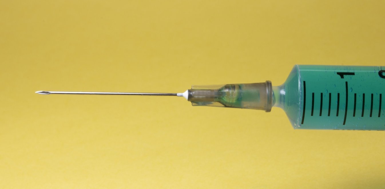 Στο «κόκκινο» η ζήτηση για το αντιγριπικό εμβόλιο – Ποιοι πρέπει να το κάνουν