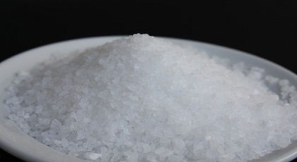 Το αλάτι συνδέεται με τις εξαρτήσεις