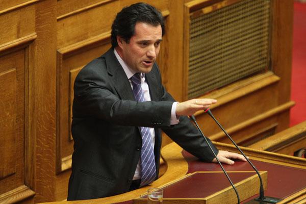 Άδωνις: Ηθική η αύξηση του φόρου στα τσιγάρα