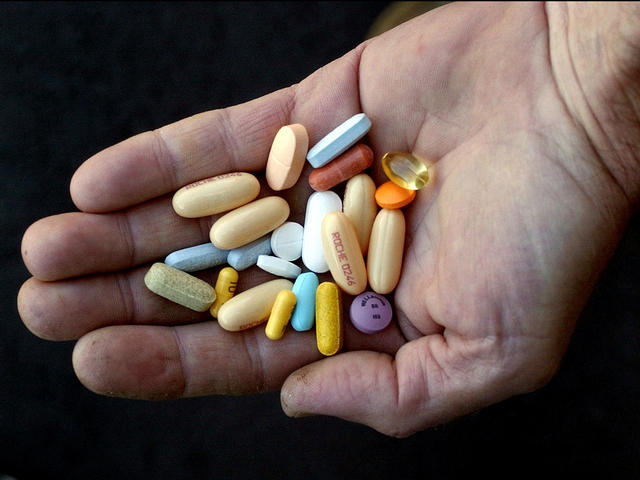 Νέο “κούρεμα” στις τιμές φαρμάκων κατά 7%