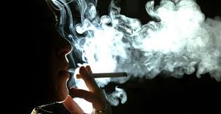 Η διακοπή του καπνίσματος μειώνει το άγχος;