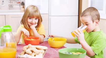 Είναι σημαντικό το πρωινό στα παιδιά