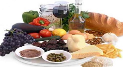 Η μεσογειακή διατροφή σχετίζεται με τη μακροζωία