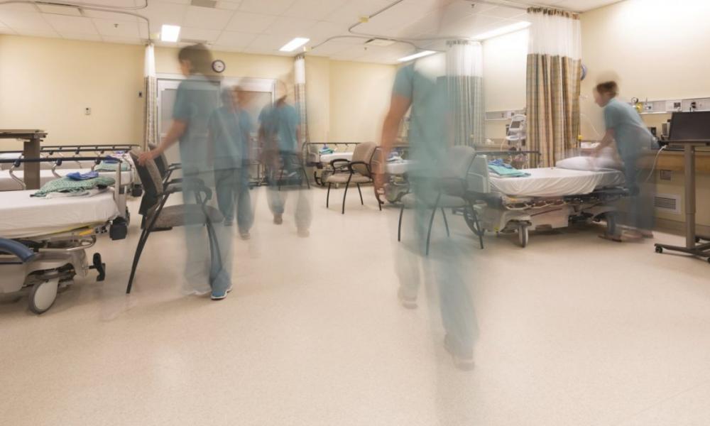 Φόβοι συνύπαρξης κρουσμάτων γρίπης και κορωνοϊού στα νοσοκομεία