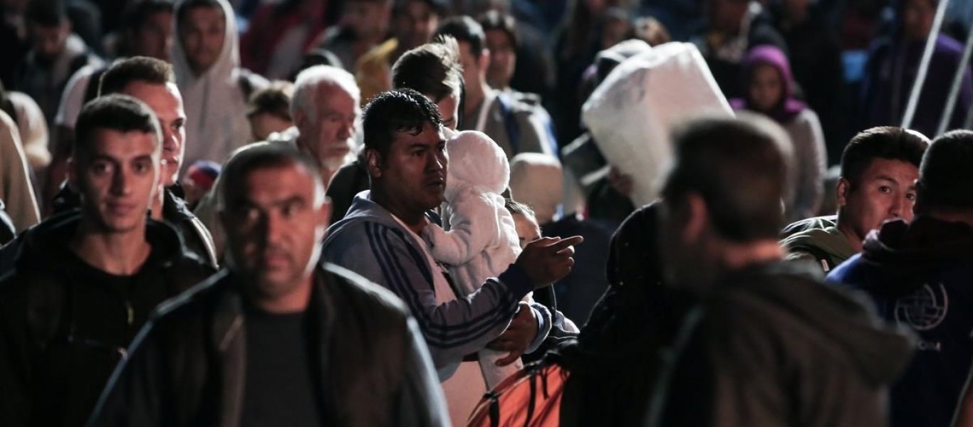 Πανδημία κορωνοιού: Εστία υπερμετάδοσης οι παράνομοι μετανάστες – Στο «κόκκινο» οι «πόλεις» τους