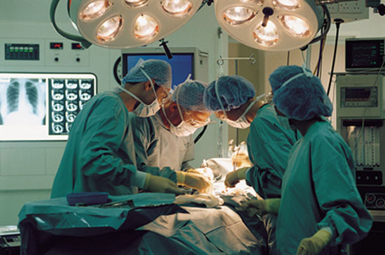 Κύπρος:Επιτυχής χειρουργική επέμβαση σε γυναίκα με ολική παράλυση στο αριστερό μέρος του προσώπου