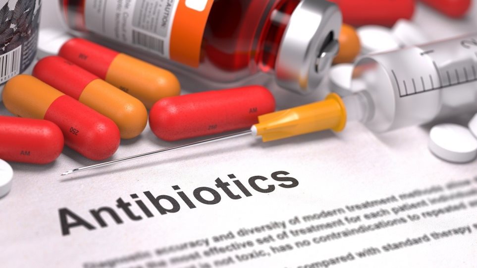 Αντιβιοτικά: Βοηθούν ή όχι τελικά τον οργανισμό;