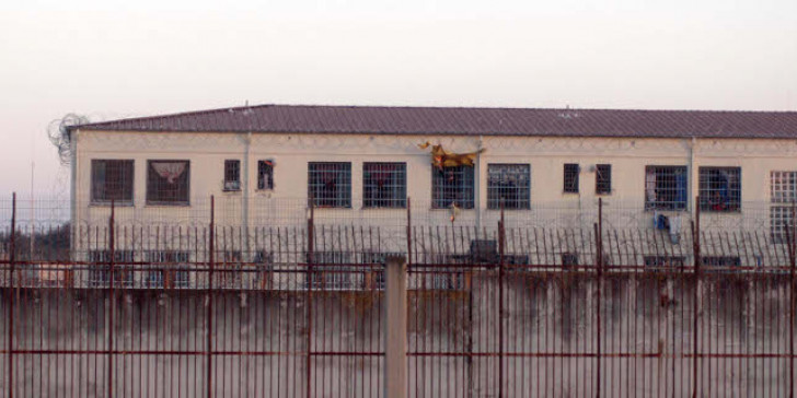 Φυλακές Λάρισας: Επιβεβαιώθηκαν 48 κρούσματα κορωνοϊού