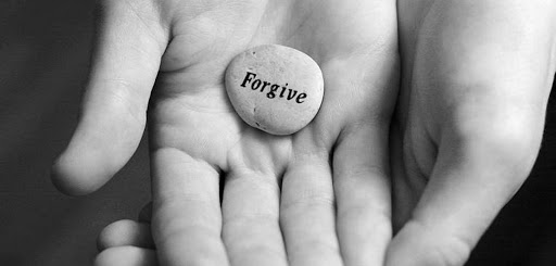 Συγχώρεση: Η σημασία της για να προχωρήσετε στη ζωή σας