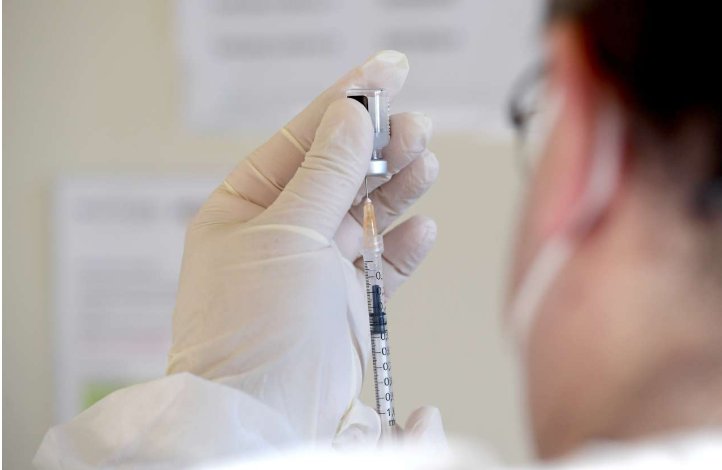 Αξιολόγηση των εμβολίων έναντι του SARS-CoV-2 μετά την έγκριση κυκλοφορίας τους