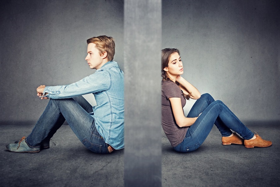 Απόρριψη στον έρωτα: Από τι εξαρτάται η αποδοχή της απόρριψης; Πώς μας επηρεάζει;