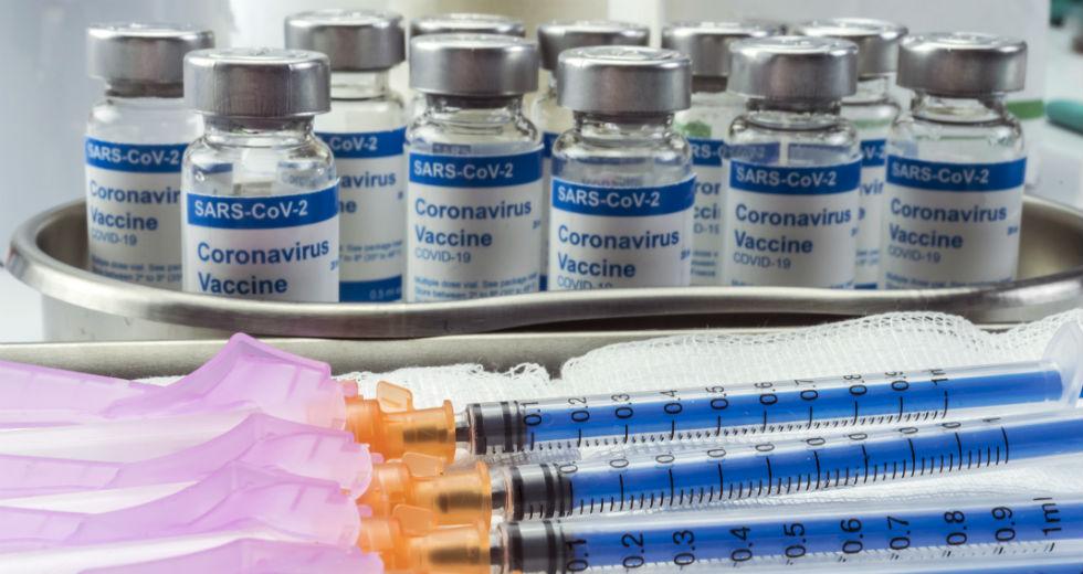 Πως παρασκευάζονται τα εμβόλια κατά της COVID-19