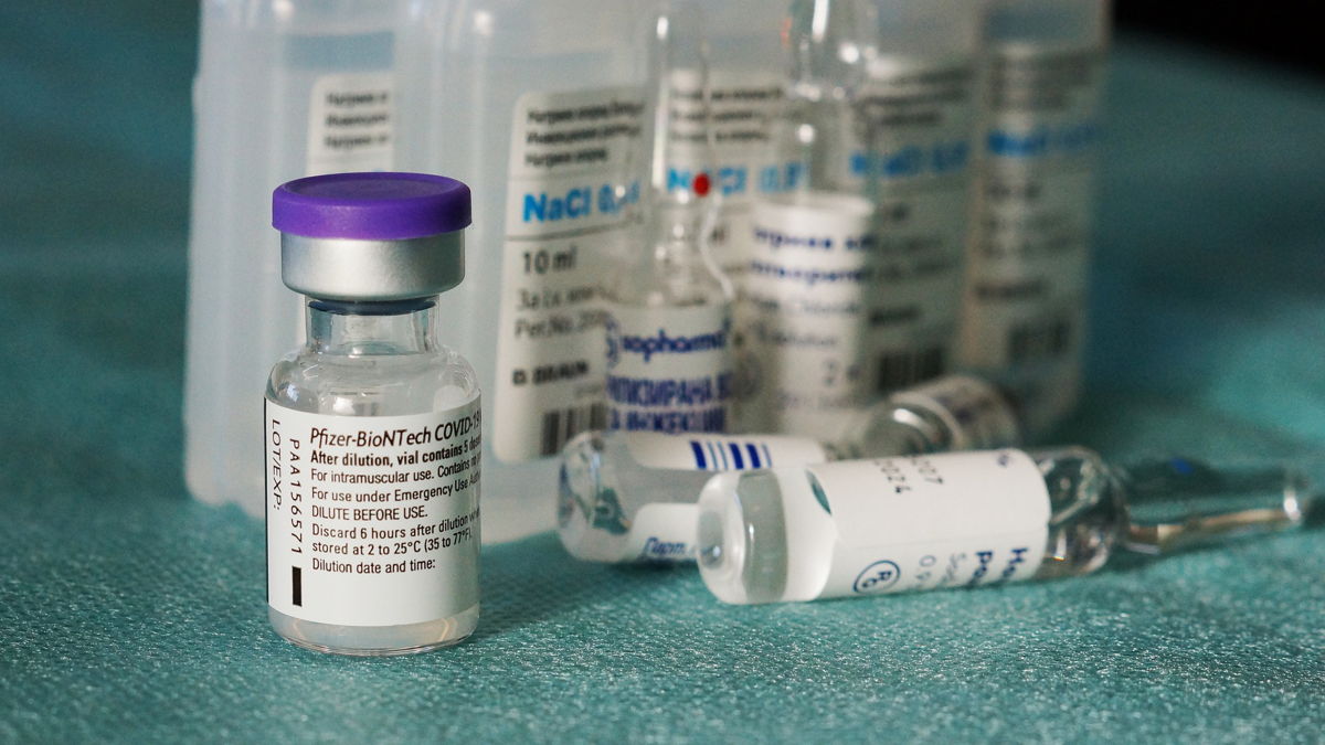 Νέα δεδομένα από το Ισραήλ: Το εμβόλιο της Pfizer περιορίζει και τη μετάδοση του ιού