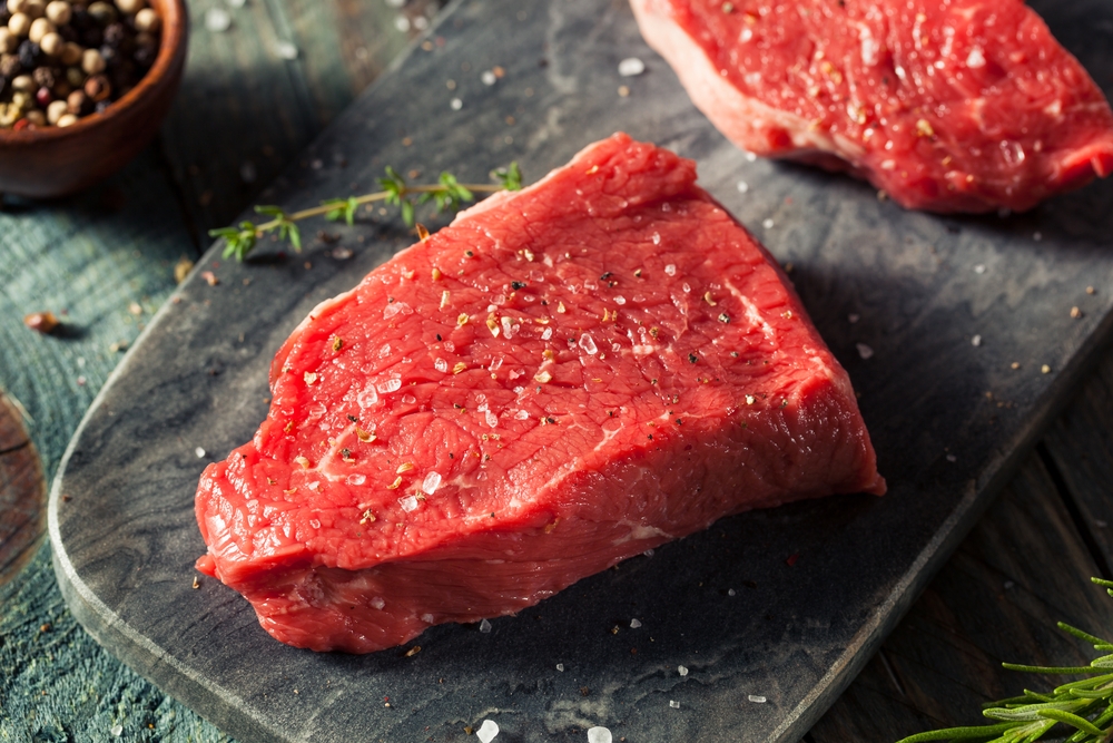 Κόκκινο κρέας: Τελικά πόσο πρέπει να τρώμε και ποιά είναι τα οφέλη του;