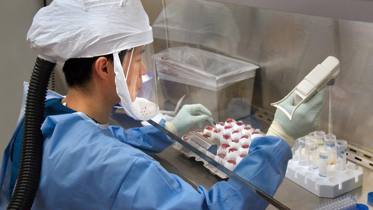 WSJ: Από εργαστήριο ενδέχεται να διέρρευσε ο ιός σύμφωνα με Αμερικανική έρευνα