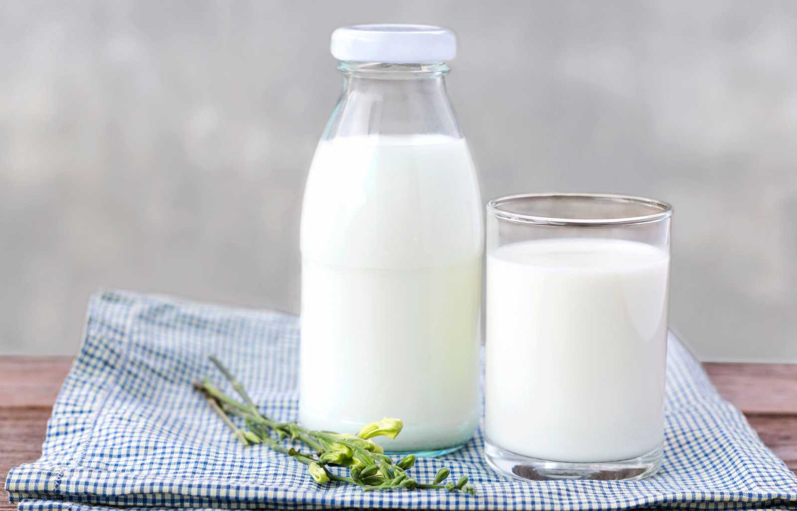Αλήθεια ή μύθος: Το γάλα “ανεβάζει” τη χοληστερόλη