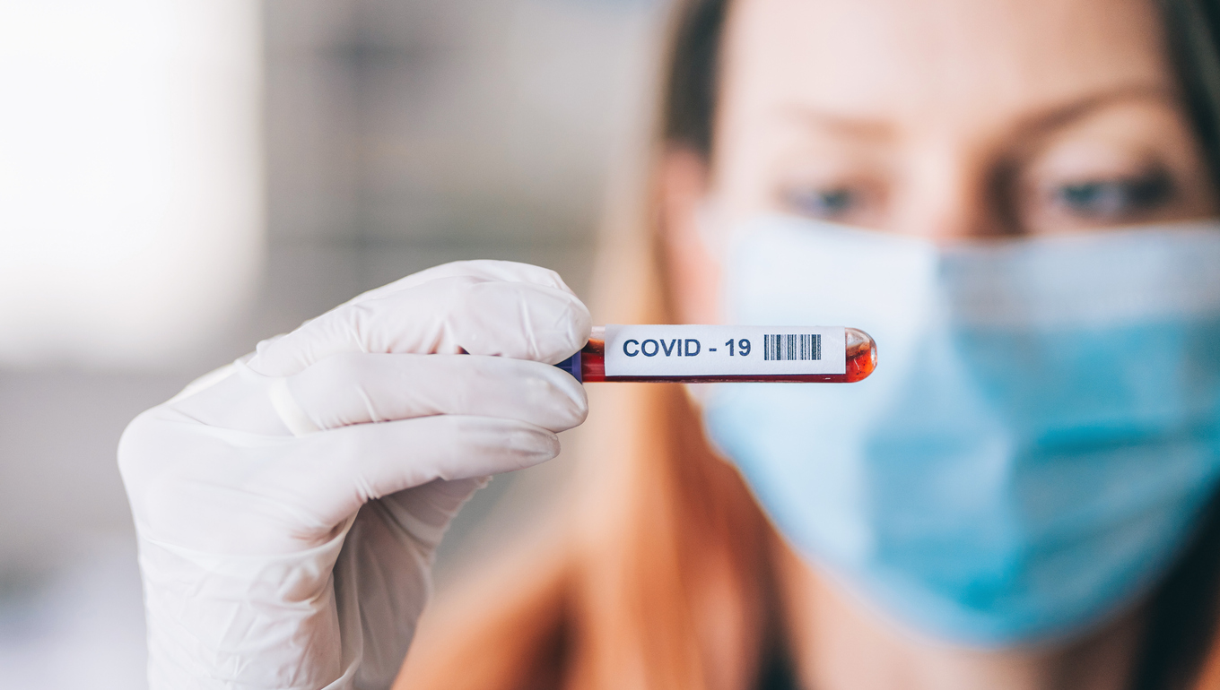 Η COVID-19 αποδιοργανώνει το ορμονικό σύστημα των ασθενών