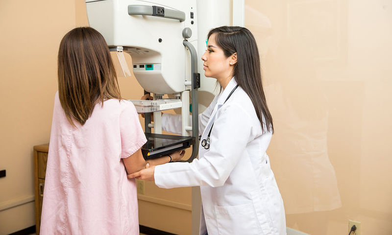 Η ευαισθησία έγκαιρης διάγνωσης του καρκίνου στη μαστογραφία με τομοσύνθεση αγγίζει το 99%