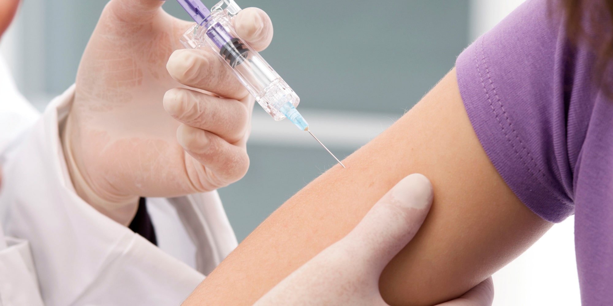 ΕΚΠΑ: Εμβόλια και παραλλαγές του SARS-CoV-2