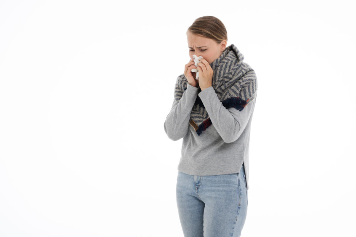 COVID-19: Αυξάνονται τα περιστατικά γρίπης και κρυολογήματος με την άρση των μέτρων