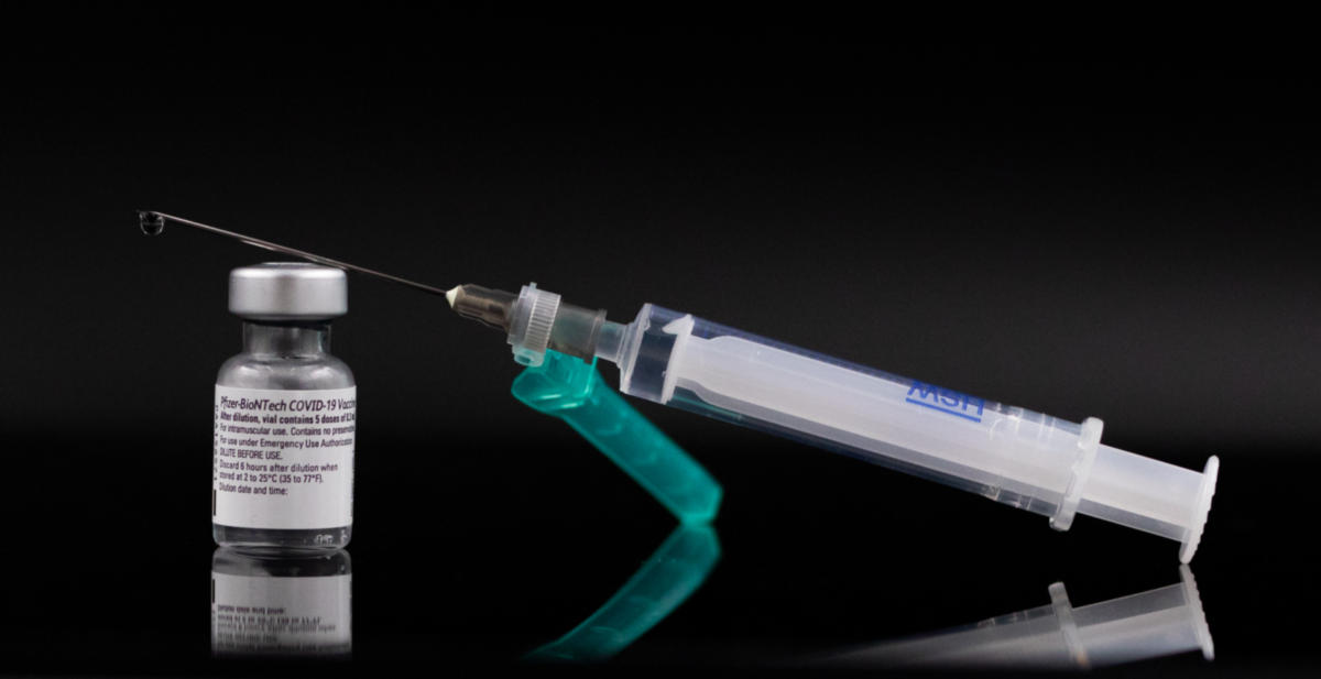 Νέα θετικά δεδομένα για τη 2η δόση του εμβολίου της Pfizer