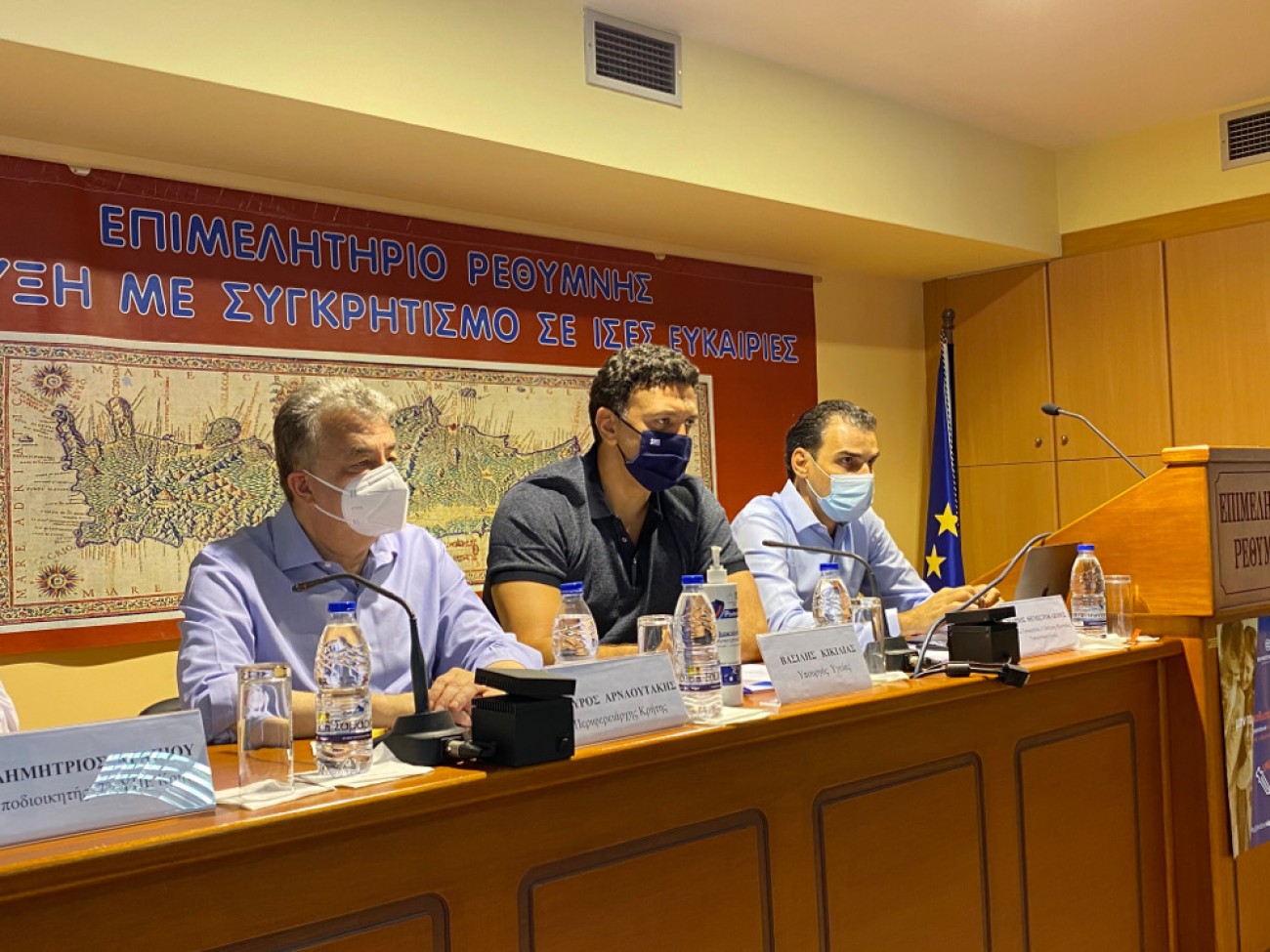 Κικίλιας από Ρέθυμνο: “Η Κρήτη πρέπει να είναι πρωτοπόρος και στον εμβολιασμό”