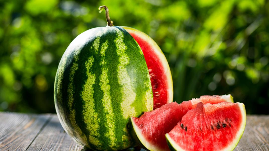 Καρπούζι: Ποια είναι τα πανίσχυρα αντιοξειδωτικά που περίεχει το καλοκαιρινό φρούτο
