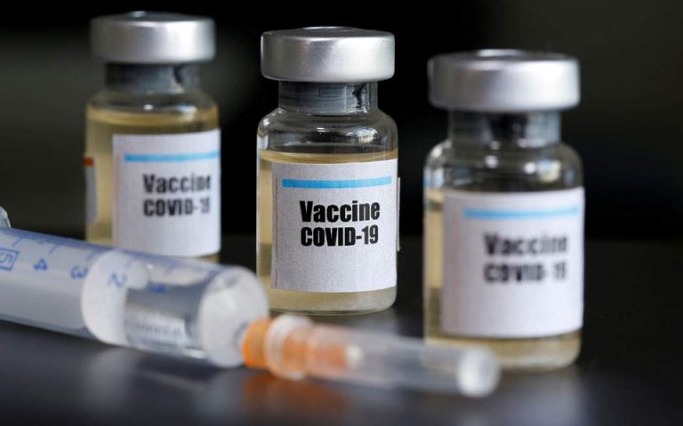 Γιατί κινδυνεύουν ακόμα από τον κορωνοϊό οι εμβολιασμένοι;