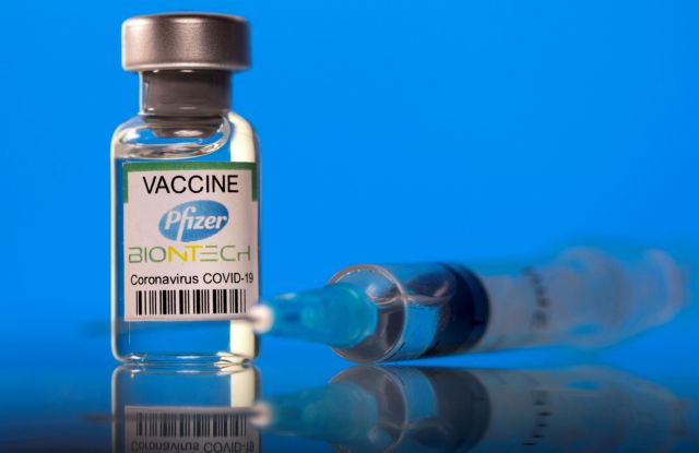 Εμβόλιο Pfizer: Ομόφωνη σύσταση CDC για τους άνω των 16 ετών