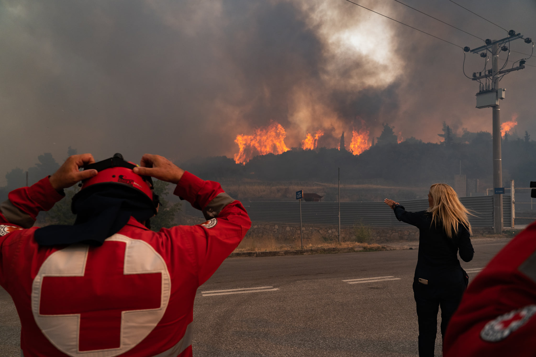 Ο Ε.Ε.Σ. δίπλα στους μαθητές Νηπιαγωγείων Δημοτικών και Γυμνασίων σε όλες τις πυρόπληκτες περιοχές