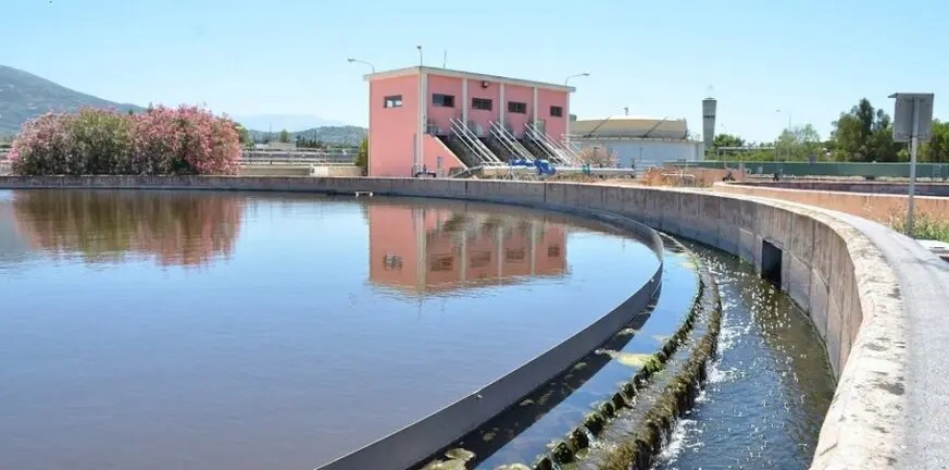 COVID-λύματα: Αύξηση ιικού φορτίου σε Πάτρα (+60%) και Ιωάννινα (+59%
