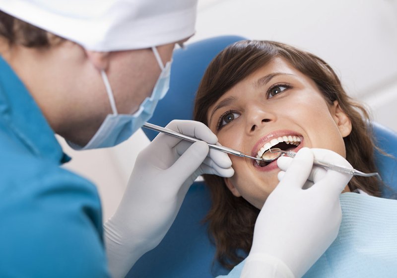 ΟΣΠ: Πότε πρέπει να λαμβάνουν αντιβίωση οι οδοντιατρικοί ασθενείς