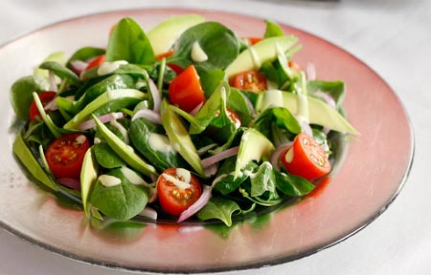 Πως να κάνετε τη σαλάτα σας χορταστική και γευστική