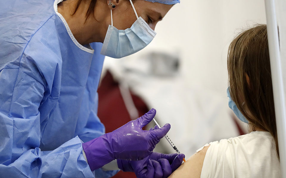 FDA: Επιτροπή ειδικών γνωμοδοτεί υπέρ του εμβολιασμού παιδιών 5 έως 11 ετών με Pfizer