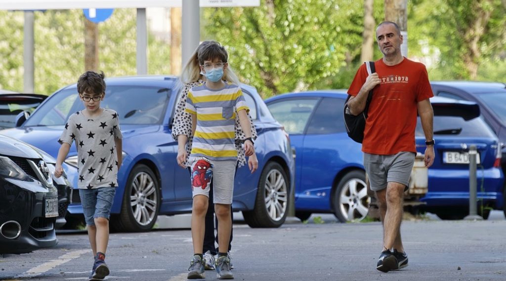 Το στέλεχος “Δέλτα” σχετίζεται με αύξηση νοσηλειών σε νέους