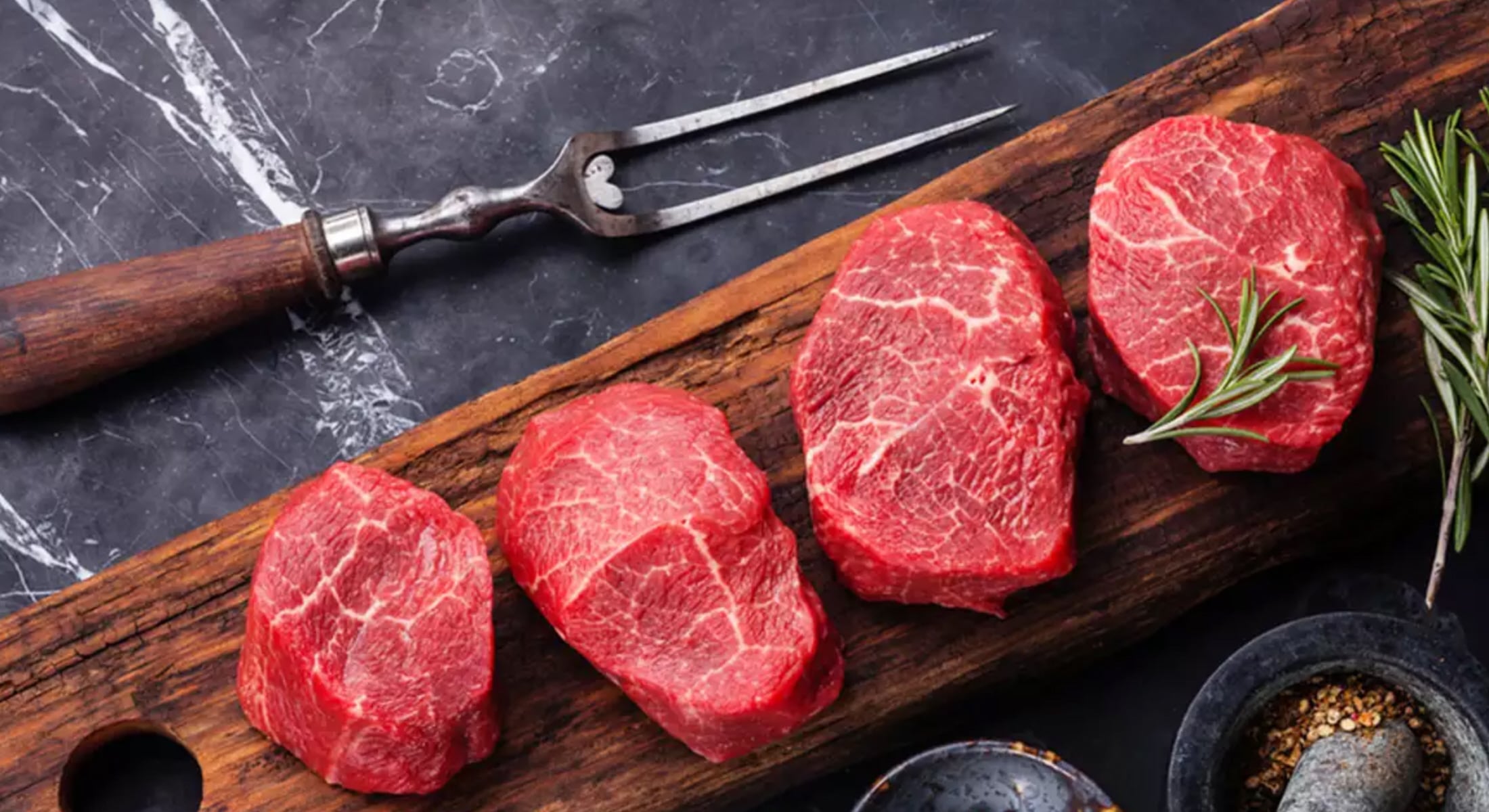 Κόκκινο κρέας: Τα σημάδια που δείχνουν ότι δεν σας κάνει καλό