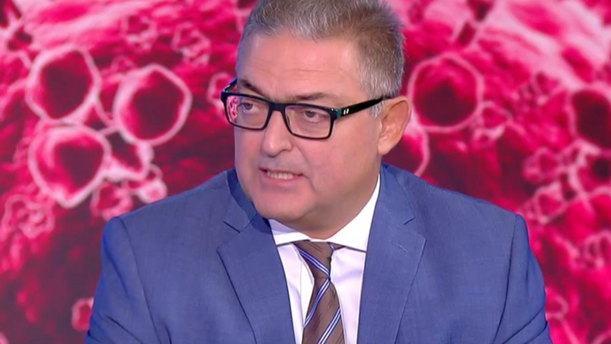 Ο Θ.Βασιλακόπουλος παραδέχεται ότι έλεγε ψέματα: 4μηνη ανοσία τα εμβόλια-Οι άνω των 60 δεν προστατεύονται από βαριά νόσο