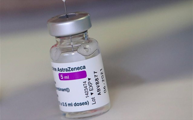 Αποτελεσματικές έναντι της Όμικρον οι τρεις δόσεις του εμβολίου της AstraZeneca