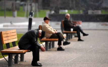 Fitch για Ελλάδα: Ταχεία γήρανση του πληθυσμού αλλά αποδίδουν οι μεταρρυθμίσεις στο συνταξιοδοτικό