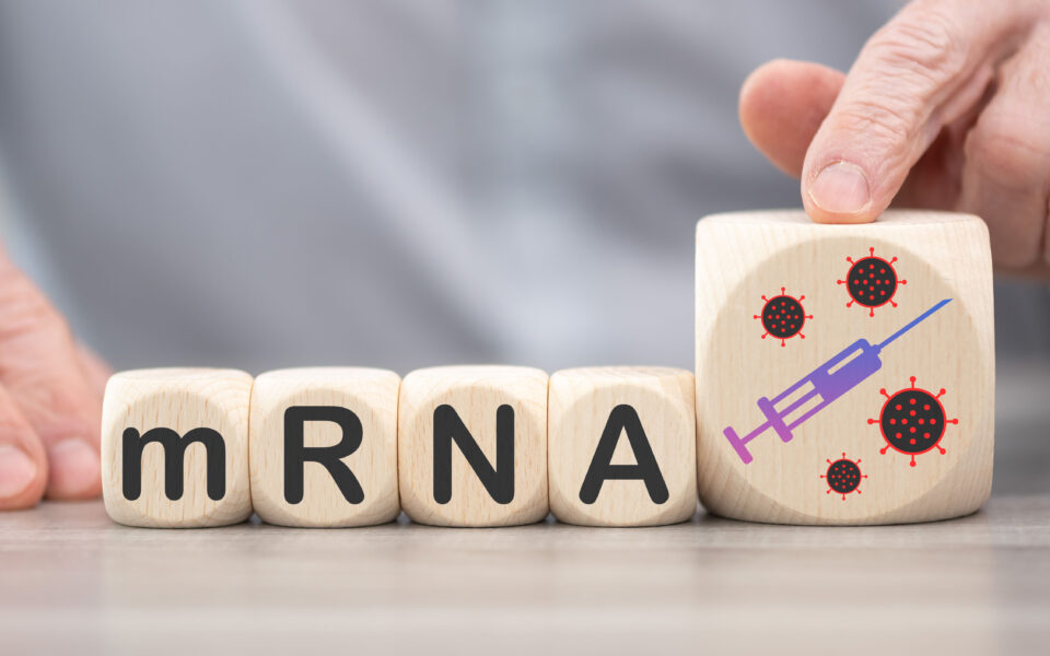 Νέα αποκαλυπτική έρευνα: «Τα mRNA δεν είναι εμβόλια, είναι γονιδιακές θεραπείες με άγνωστες συνέπειες»!