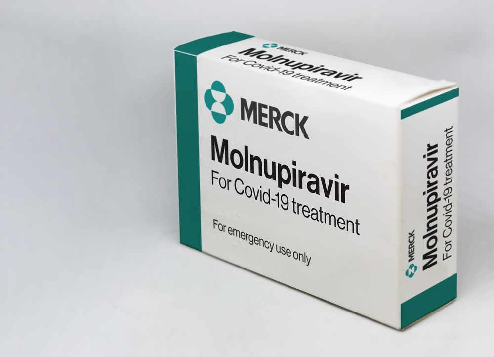 Ο FDA ενέκρινε το αντιιικό χάπι της Merck για την COVID-19