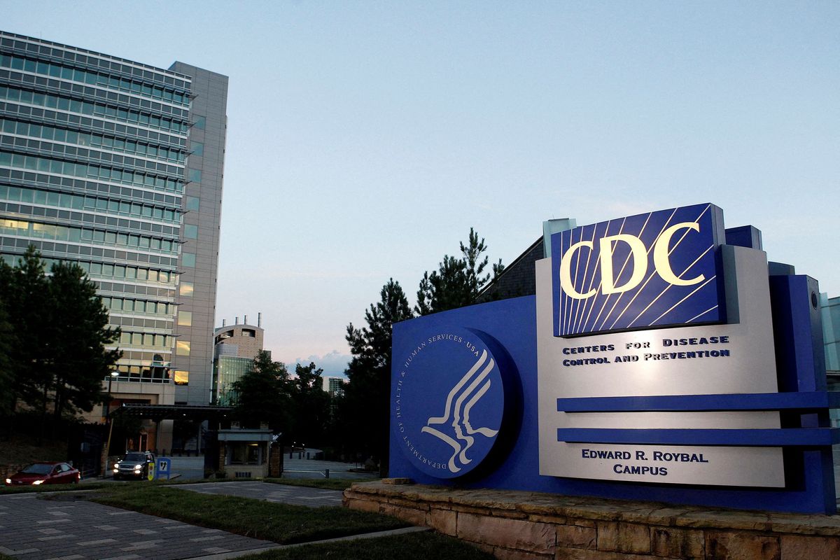 Το CDC των ΗΠΑ προειδοποιεί για ταξίδια σε 22 προορισμούς λόγω του COVID-19