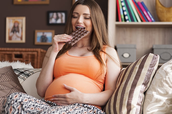 Σοκολάτα στην εγκυμοσύνη: Τα οφέλη για τη μητέρα και το μωρό