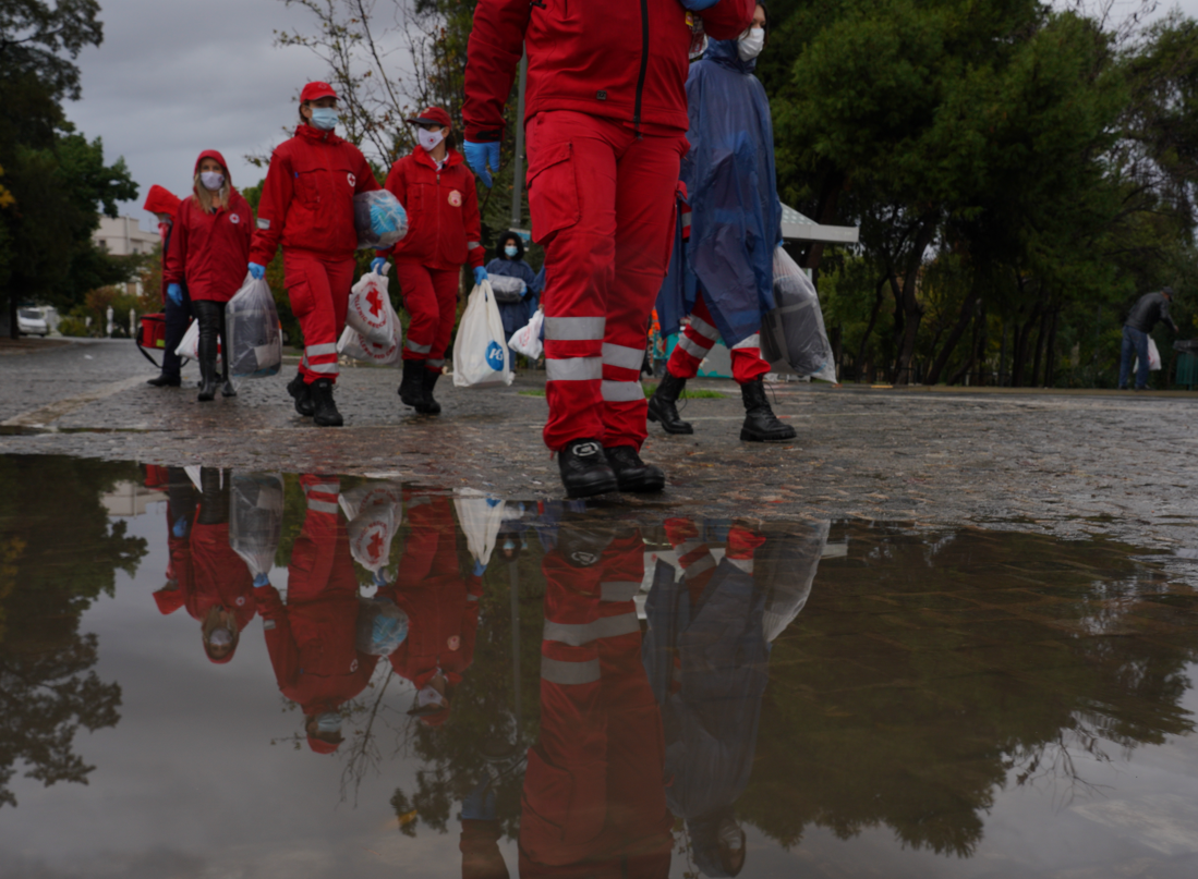 Ε.Ε.Σ.: Δράση υποστήριξης αστέγων την Πέμπτη σε Αθήνα και Πειραιά