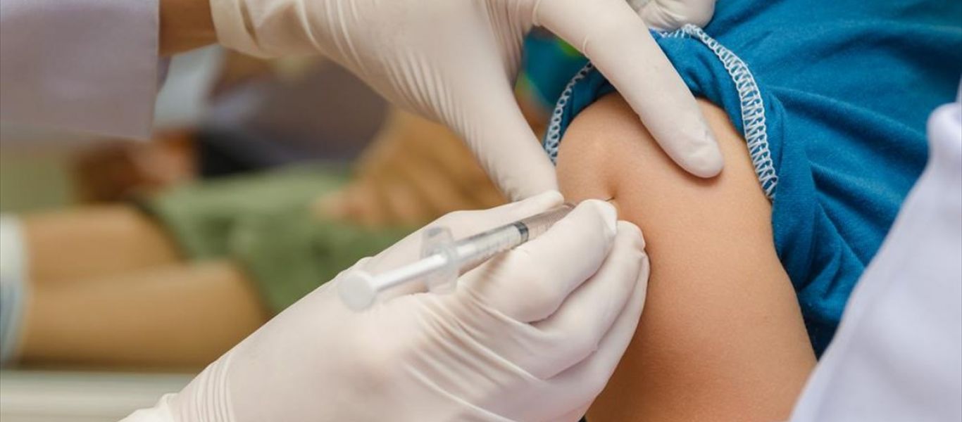 Δ.Γάκης: «Περισσότερα τα καρδιακά επεισόδια στους εμβολιασμένους από ότι στους ανεμβολίαστους»