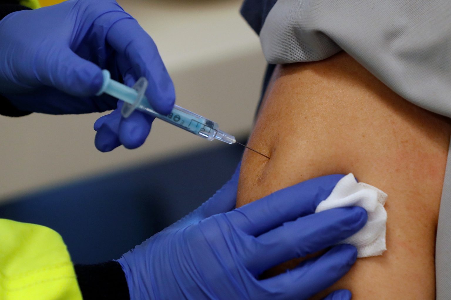 «Όχι» από τη γερμανική βουλή στον υποχρεωτικό εμβολιασμό όσων είναι άνω των 60 ετών